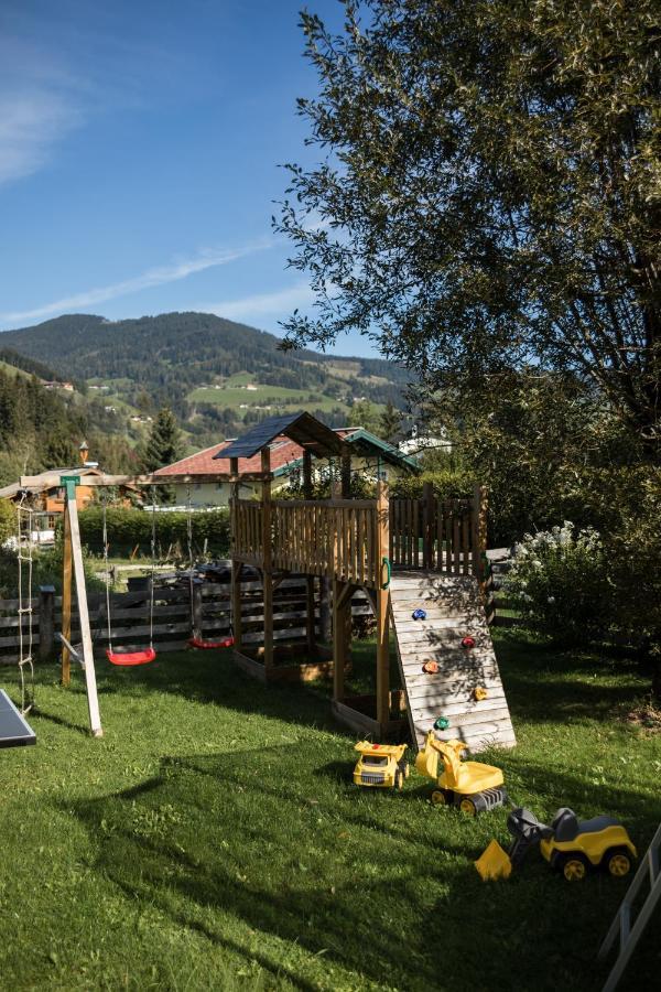 Das "Bergzeit" - Appartements Wagrain Exterior photo